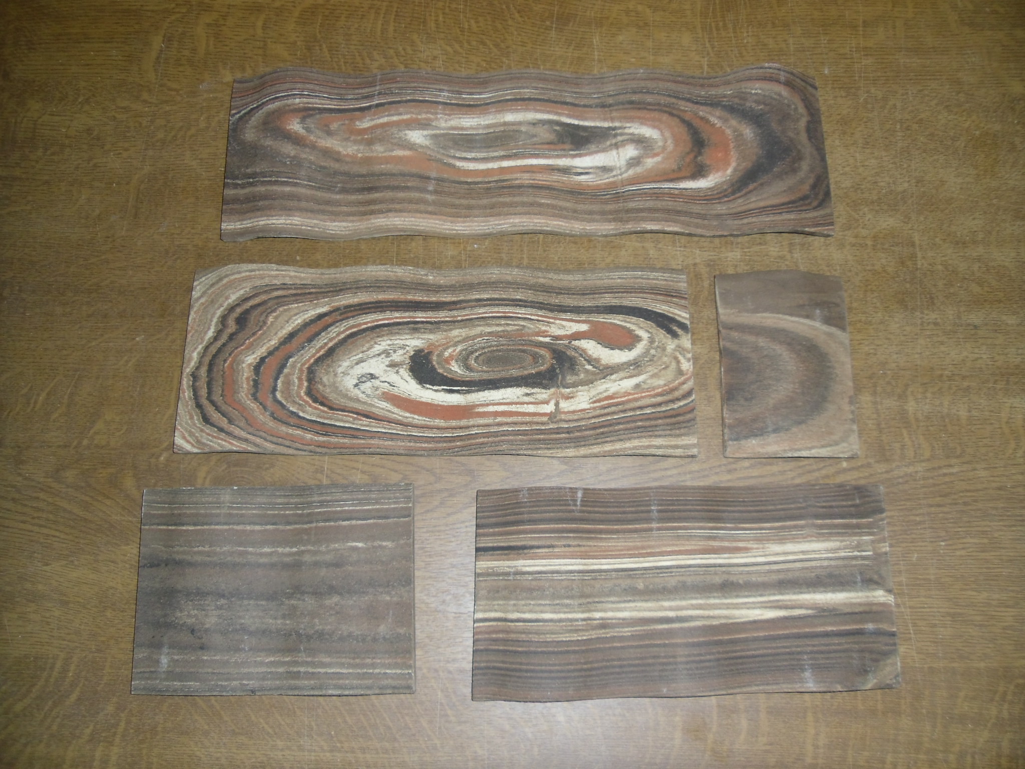 Stack plates for Caves in de colors Canyon
